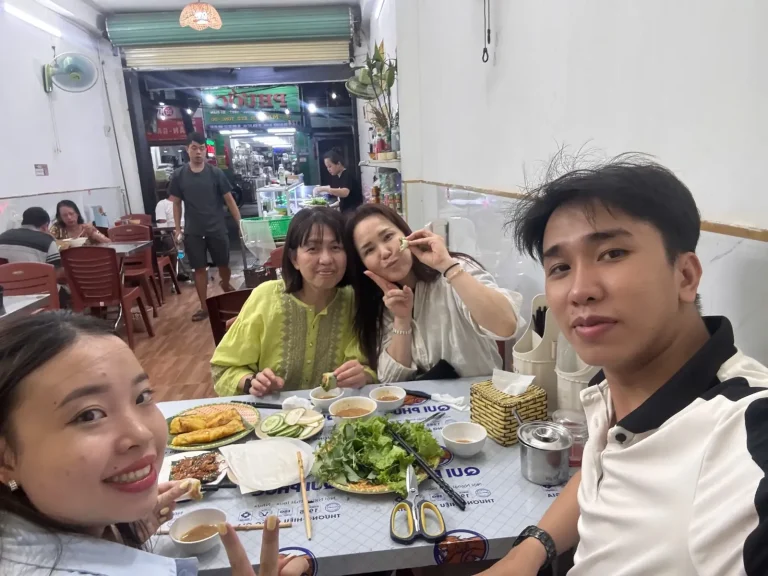 Da Nang Michelin Food Tour by Scooter